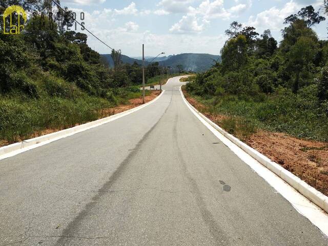 Lote para Venda em Sarzedo - 2