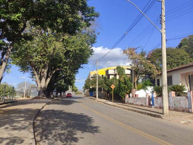 Lote para Venda em Sarzedo - 5