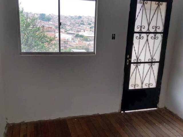 Casa para Venda em Belo Horizonte - 4