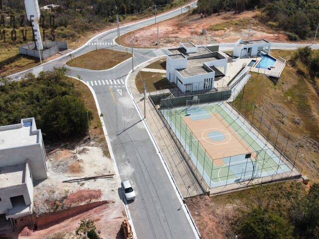 Lote para Venda em Sarzedo - 5