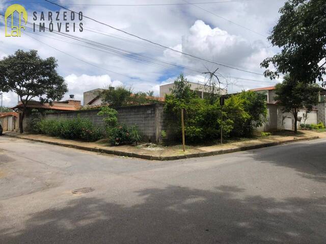 Casa para Venda em Sarzedo - 2