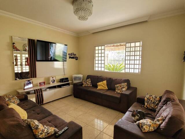 Casa para Venda em Sarzedo - 5