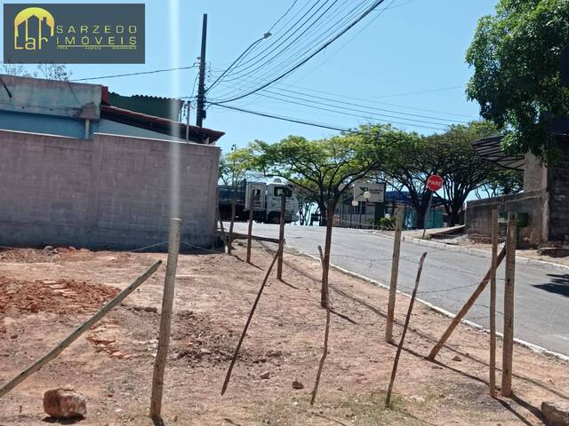 Lote para Venda em Sarzedo - 4