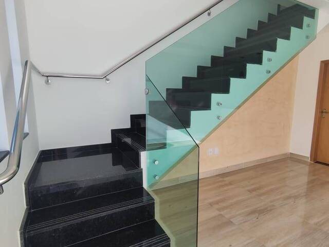 Casa Duplex para Venda em Sarzedo - 4