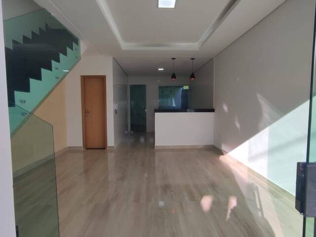 #357 - Casa Duplex para Venda em Sarzedo - MG - 3