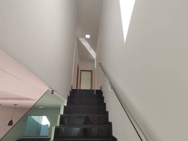 Casa Duplex para Venda em Sarzedo - 5