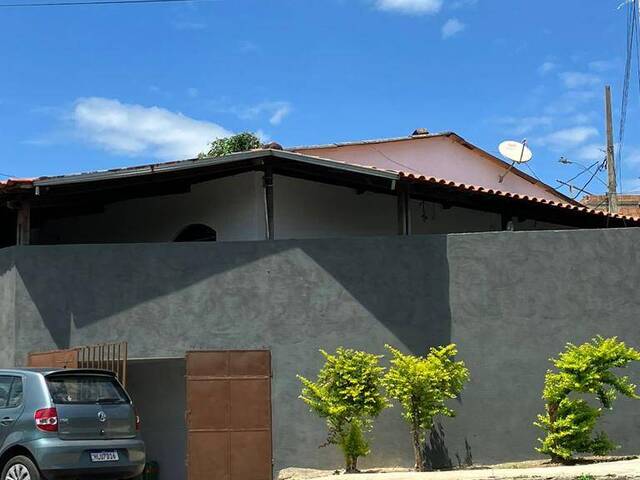 Casa para Venda em Sarzedo - 3