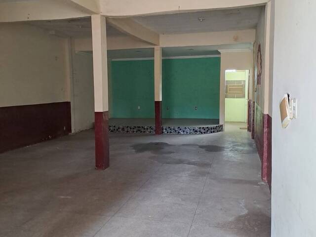 Barracão para Venda em Sarzedo - 2