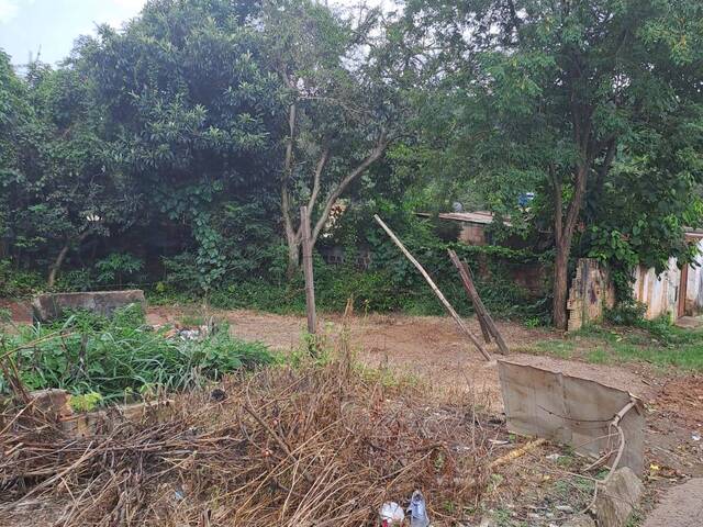 Lote para Venda em Sarzedo - 3