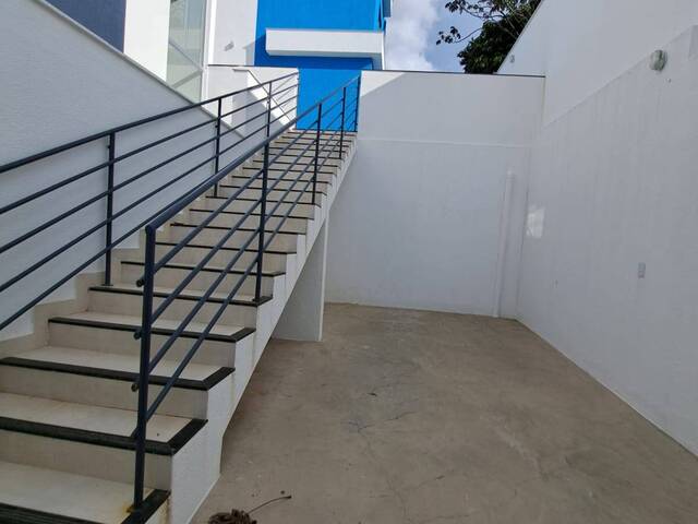 Casa Duplex para Venda em Sarzedo - 3