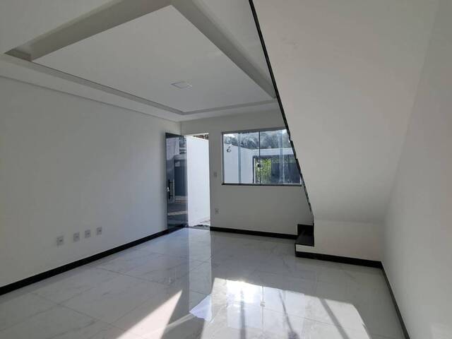 Casa Duplex para Venda em Sarzedo - 5