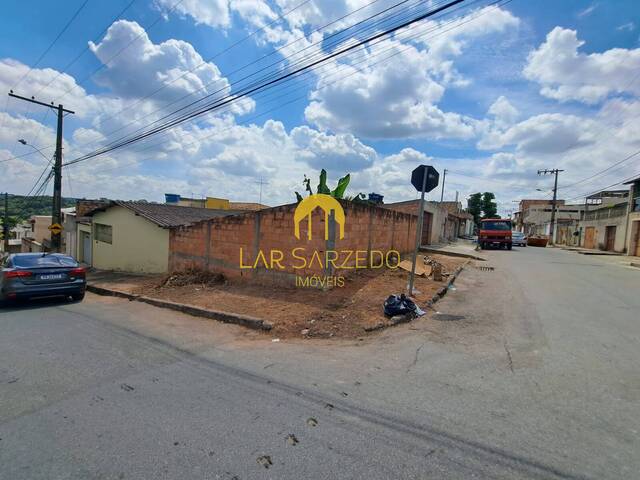 Casa para Venda em Sarzedo - 3