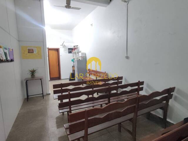 Loja para Venda em Sarzedo - 5