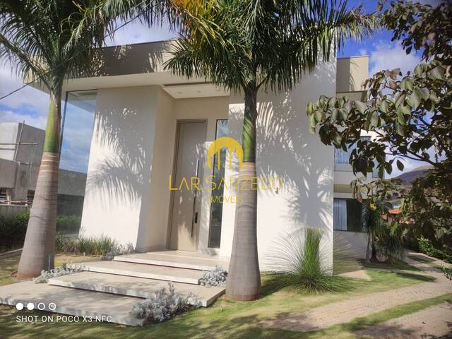 Venda em SERRA DOS BANDEIRANTES - Mário Campos