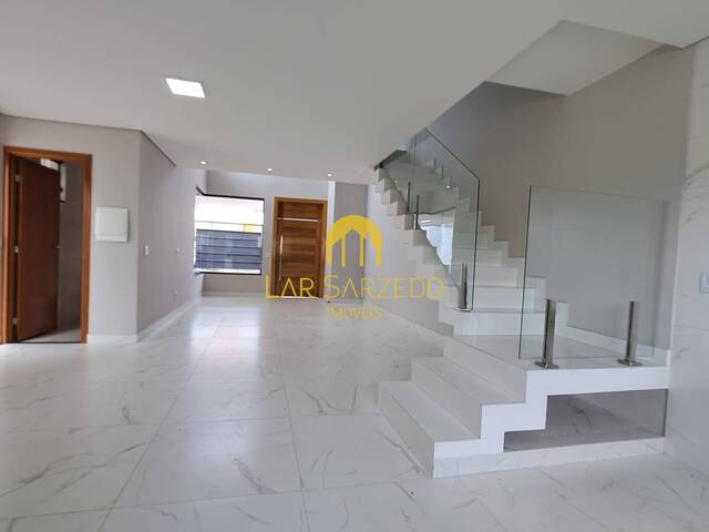 Casa Duplex para Venda em Sarzedo - 3