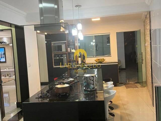 Casa para Venda em Ibirité - 5