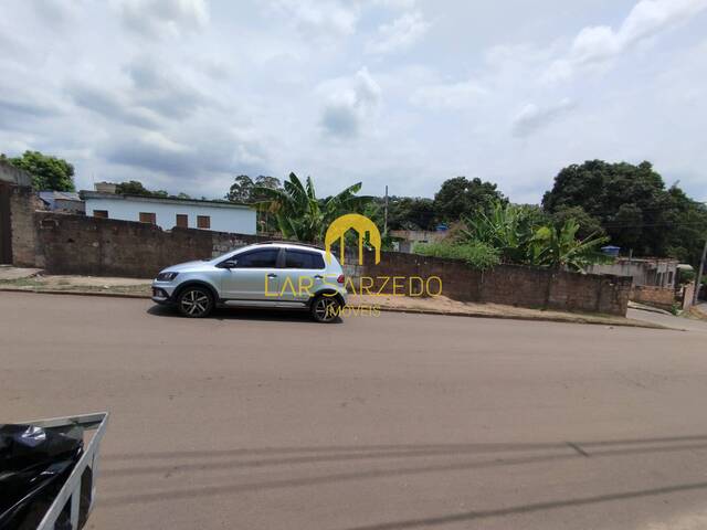 Lote para Venda em Sarzedo - 3