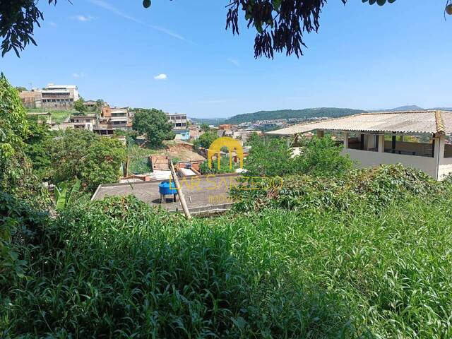 Casa para Venda em Sarzedo - 2