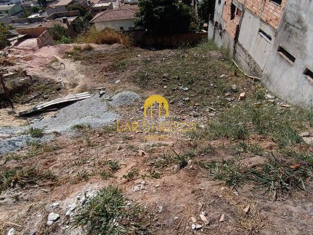 Lote para Venda em Sarzedo - 5