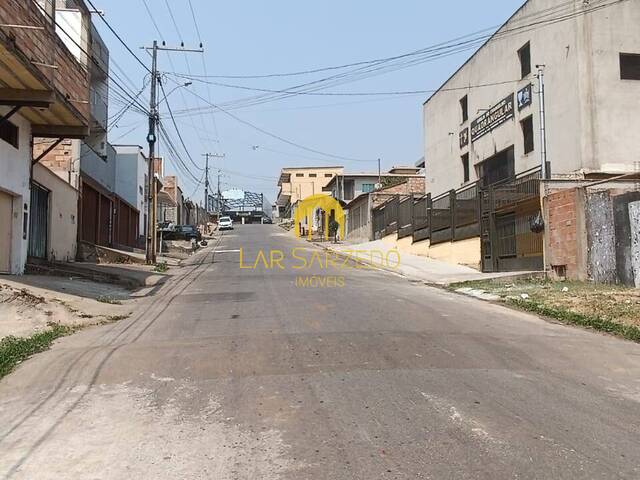 Lote para Venda em Sarzedo - 5