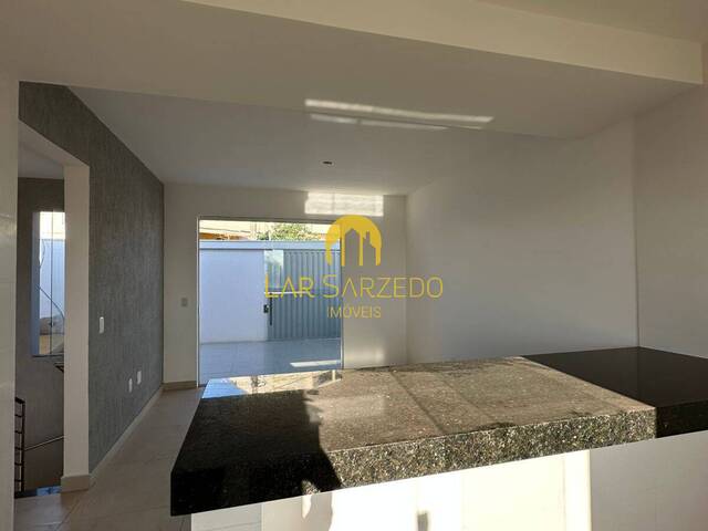 Casa Duplex para Venda em Ibirité - 4