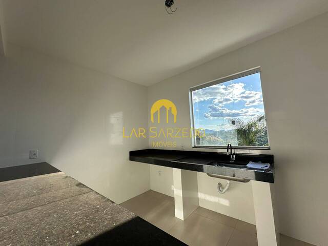 Casa Duplex para Venda em Ibirité - 5