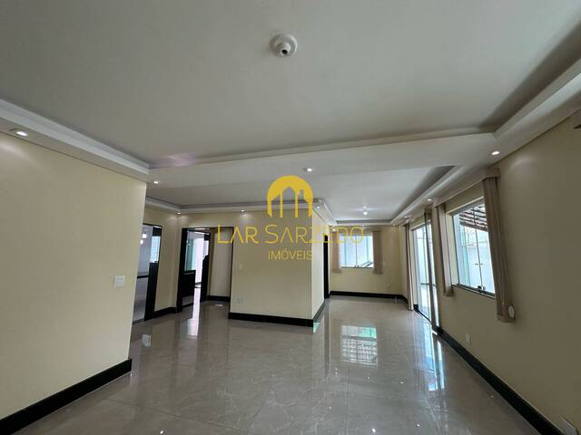 Casa para Venda em Ibirité - 4