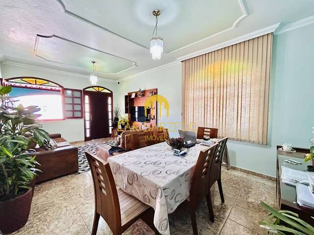 Casa para Venda em Belo Horizonte - 4