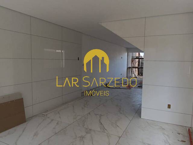 Casa Duplex para Venda em Sarzedo - 5