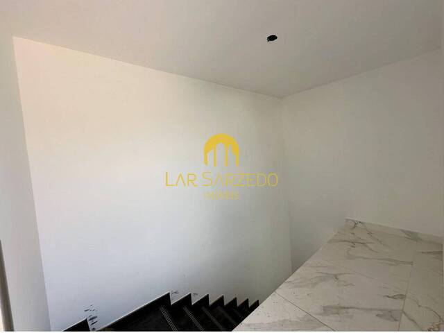 Cobertura para Venda em Sarzedo - 5